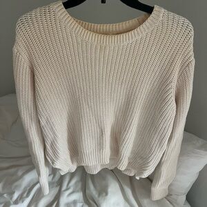 H&M very light pink/cream crewneck sweater, women’s size M